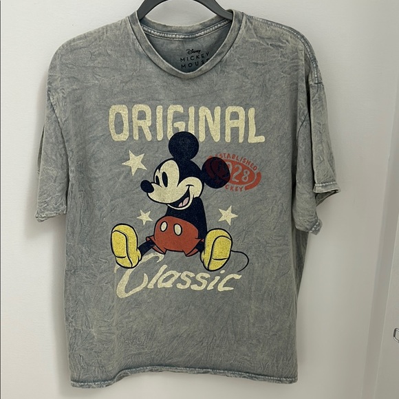 Disney Mickey Mouse “Original Classic” Graphic T-Shirt 1X
New - Picture 1 of 3